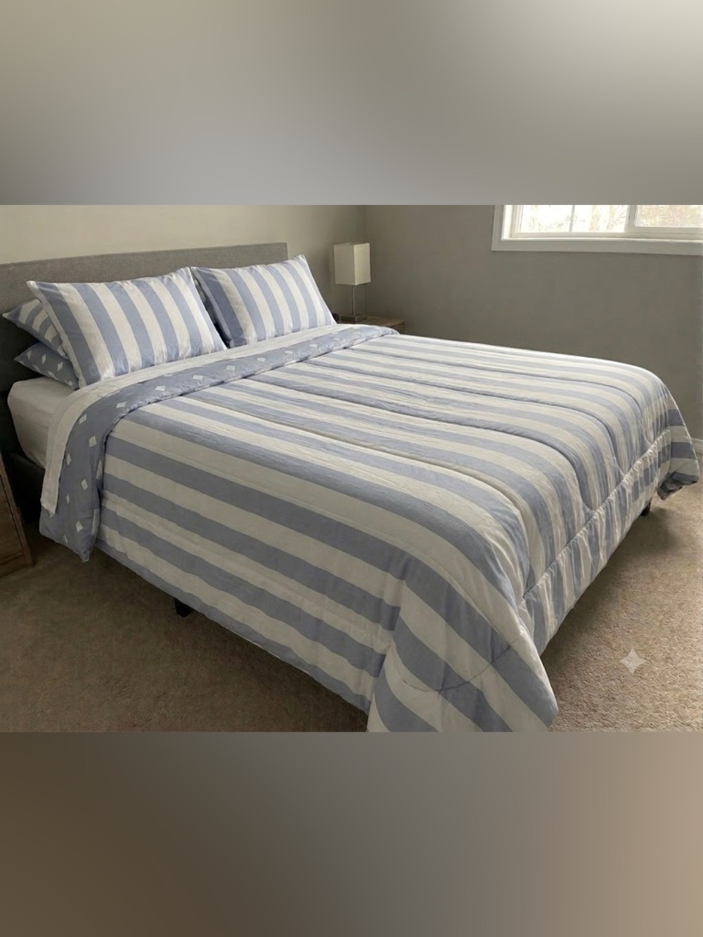 Vintage Costal Queen Sized Stripe Blue & White Polyester Bed Comforter NWOT
